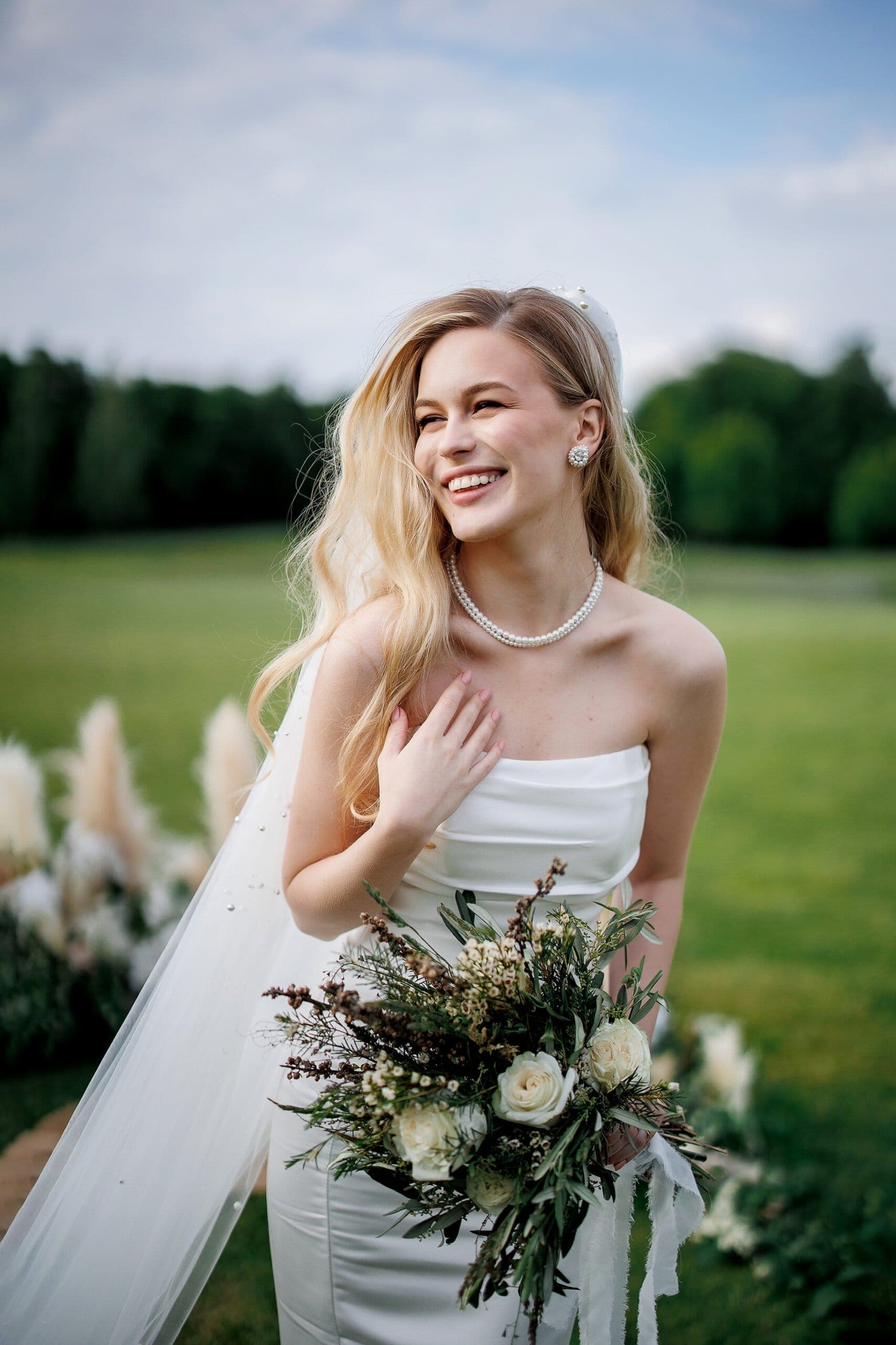 An intimate ceremony where every glance felt unhurried and sincere.
