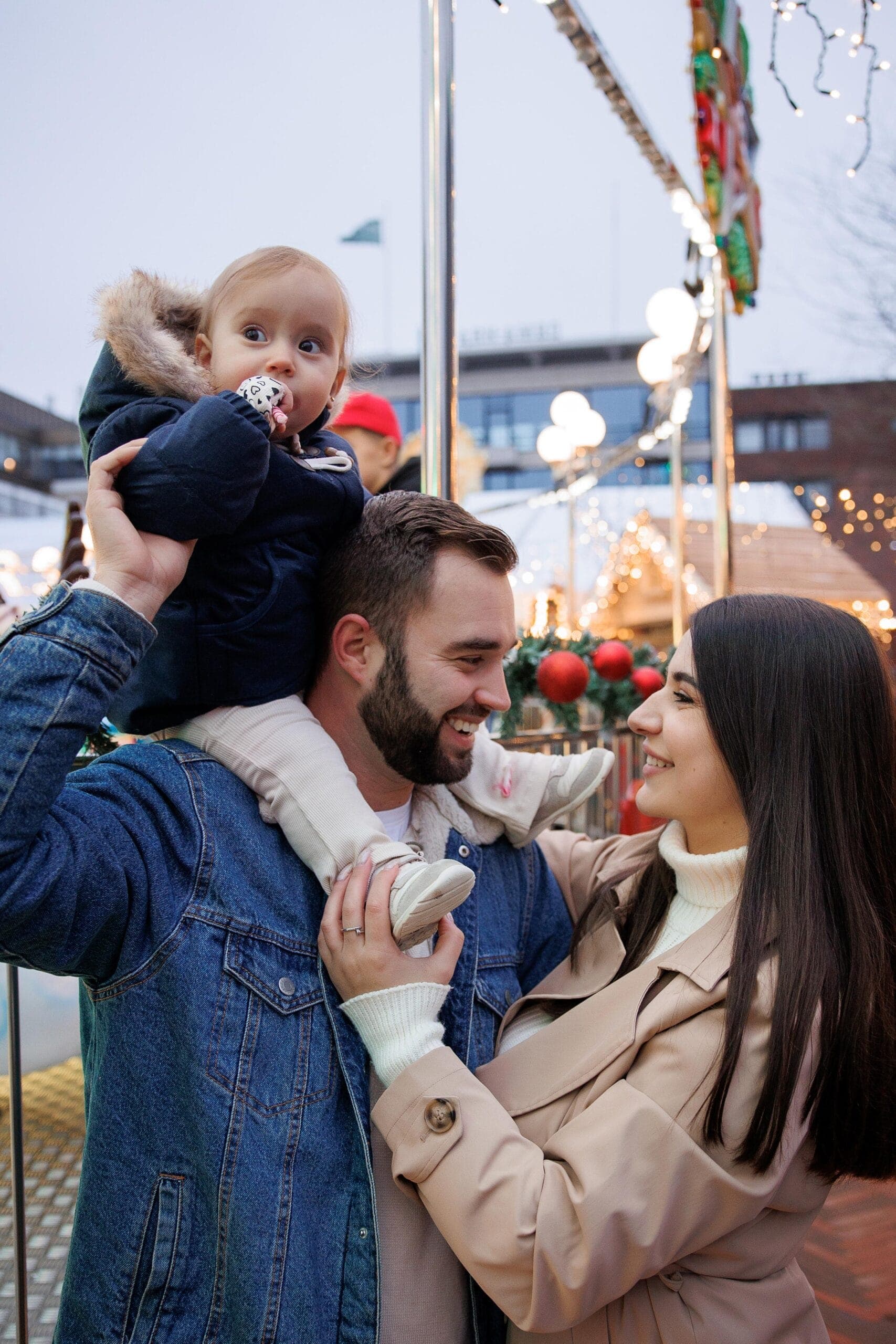 Soft natural light and an easy atmosphere for this intimate family portrait.
