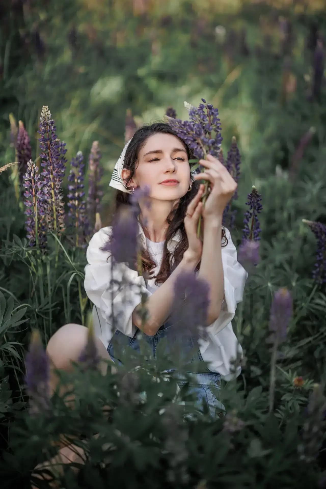 Lifestyle portraits that capture personality without performance.
