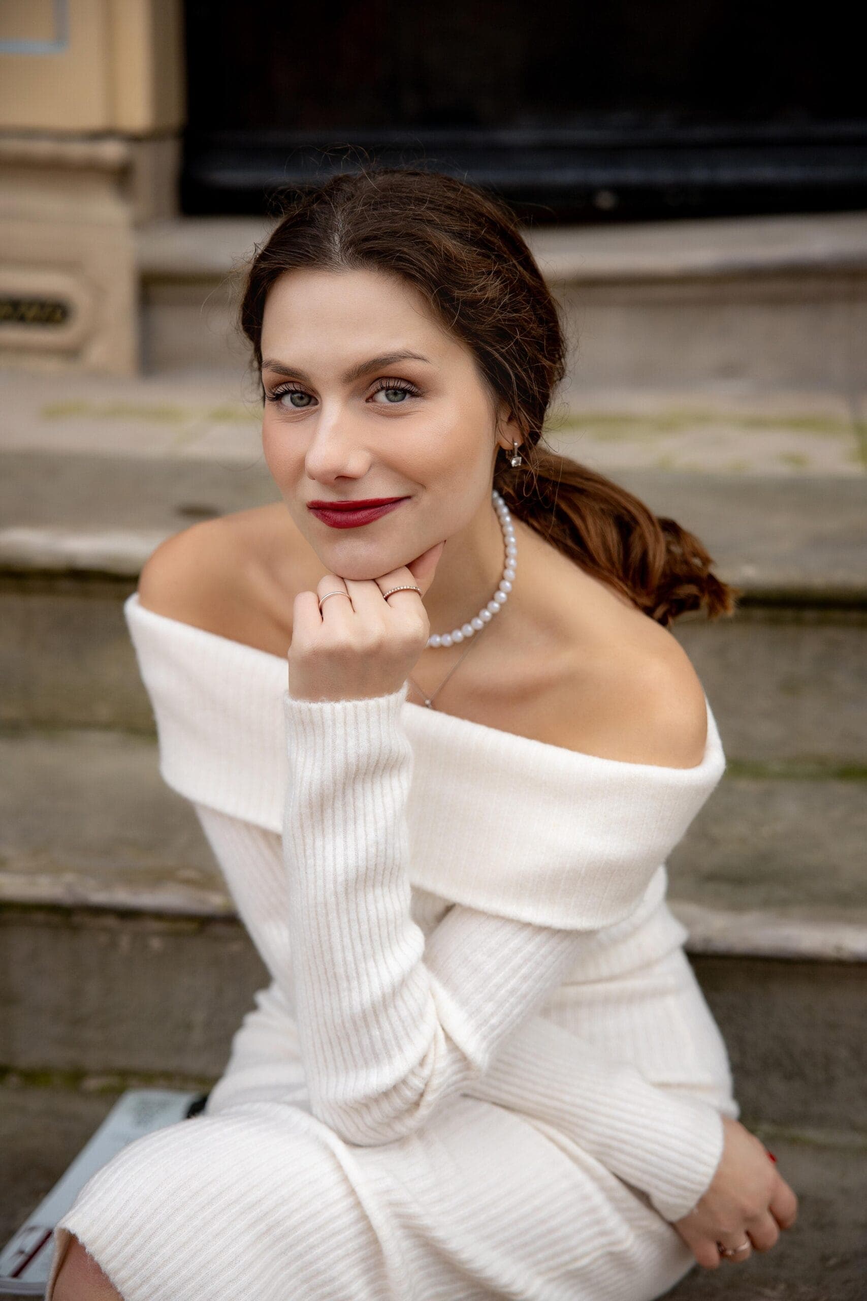 Portrait photographer Friesland: natural portrait in soft light