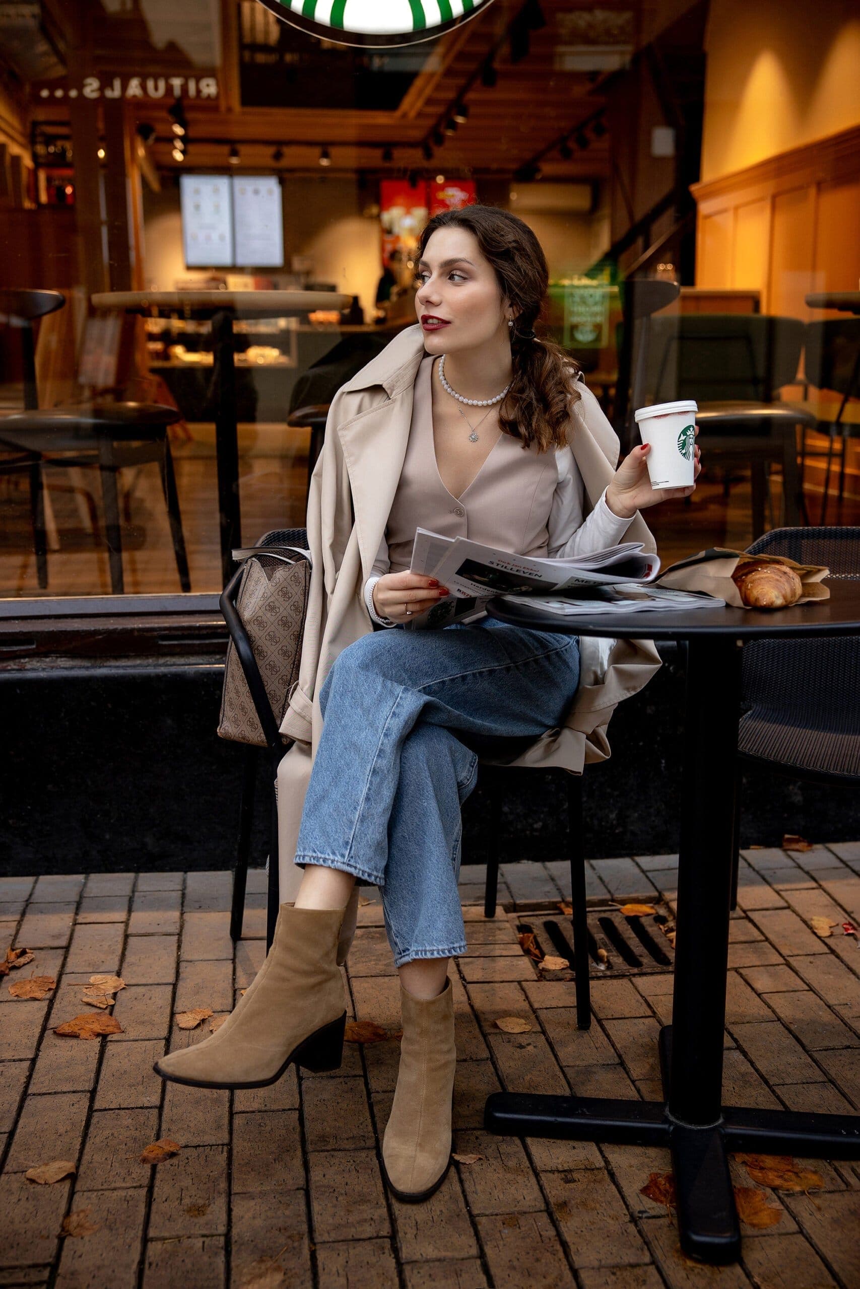 Lifestyle portraits that capture personality without performance.