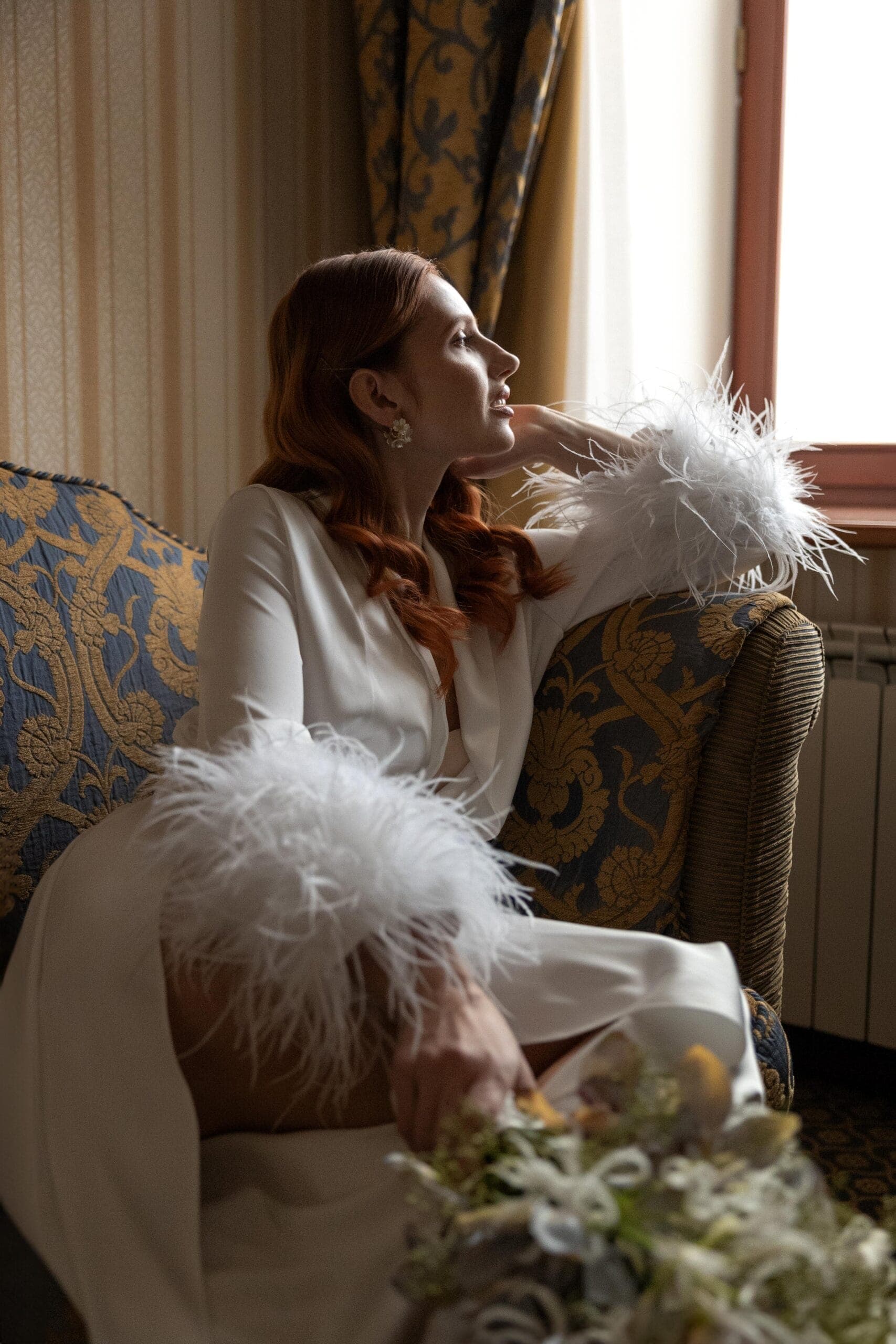 City light, close family, and a day woven with small, perfect details.