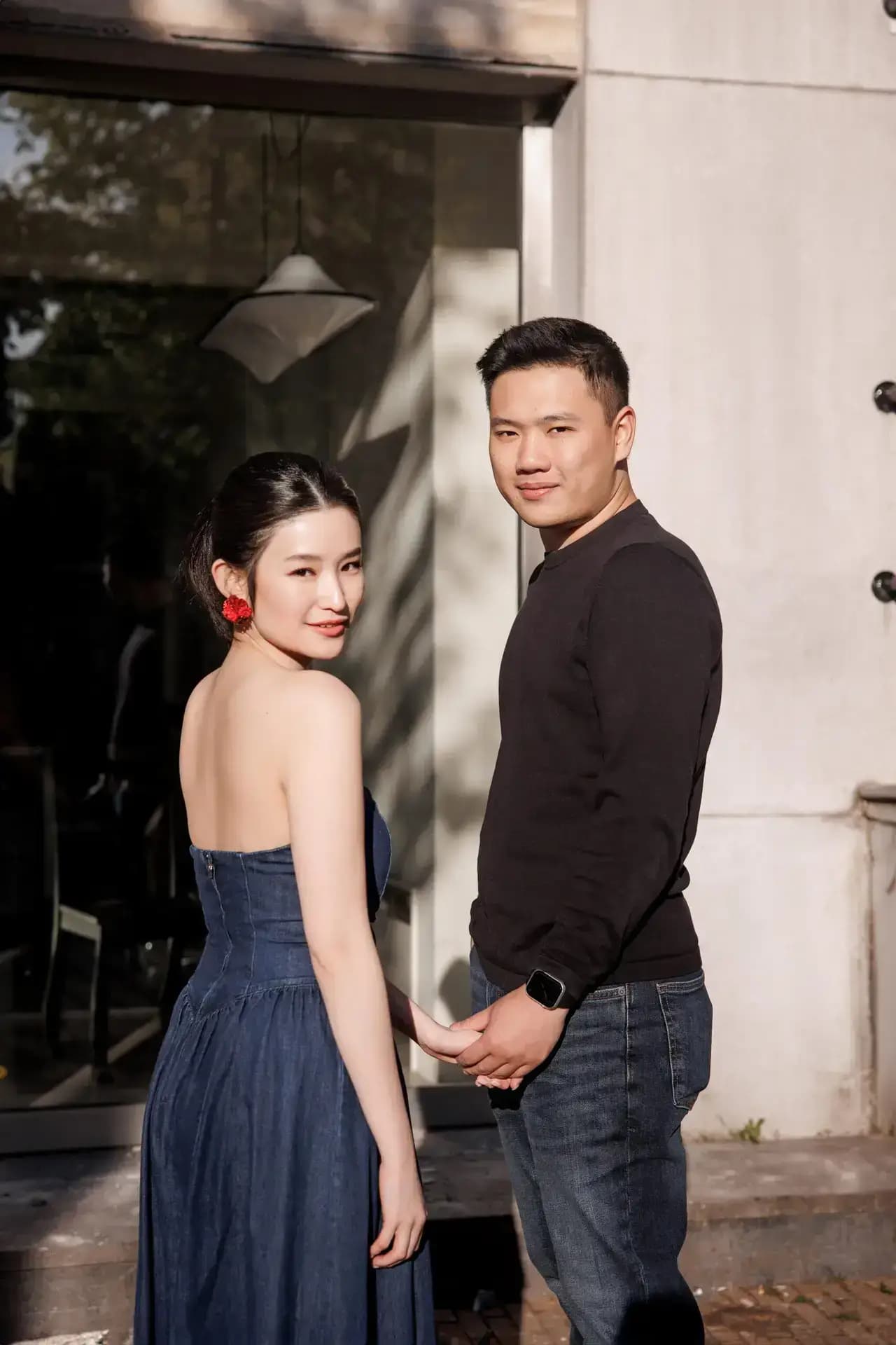 A relaxed walk through the city became one of their favourite photographs.