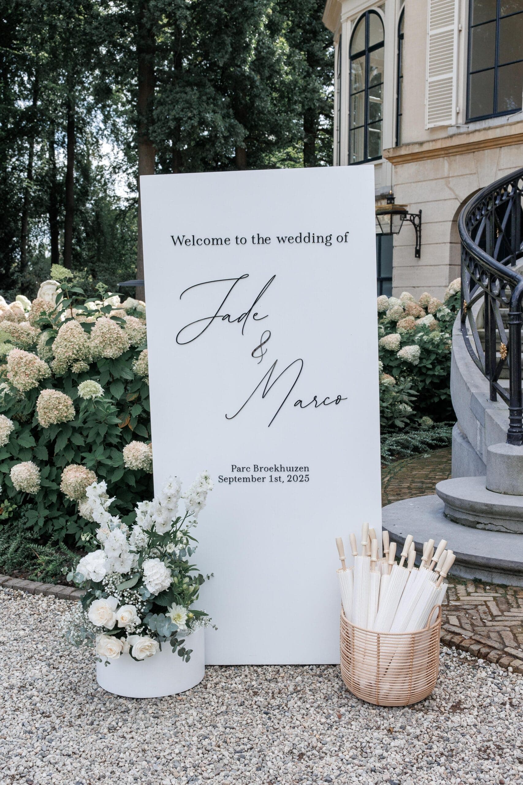 An estate celebration framed by old gardens and quiet luxury.